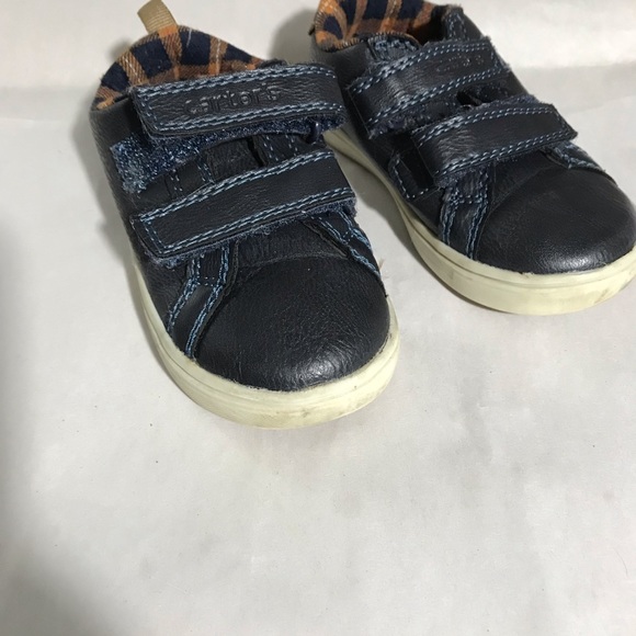 Carter’s Gus Boys Sneakers Size 7 - Picture 2 of 9